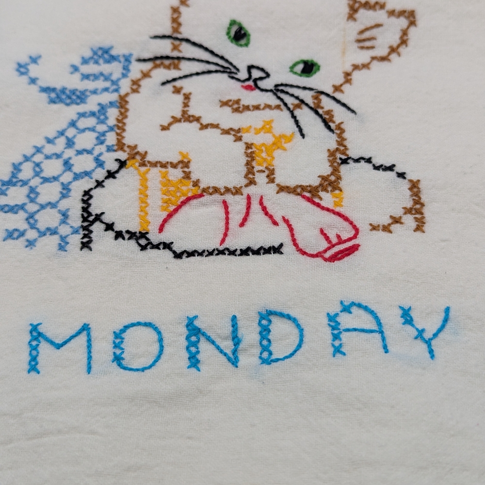 (Set Of 5) Embroidered Cat Design Dish Towels - Picture 7 of 16